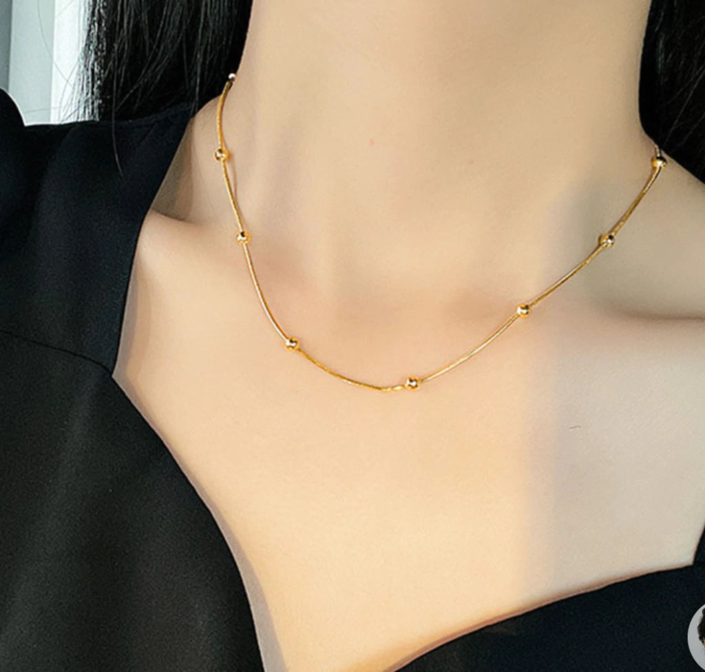 Collar gota